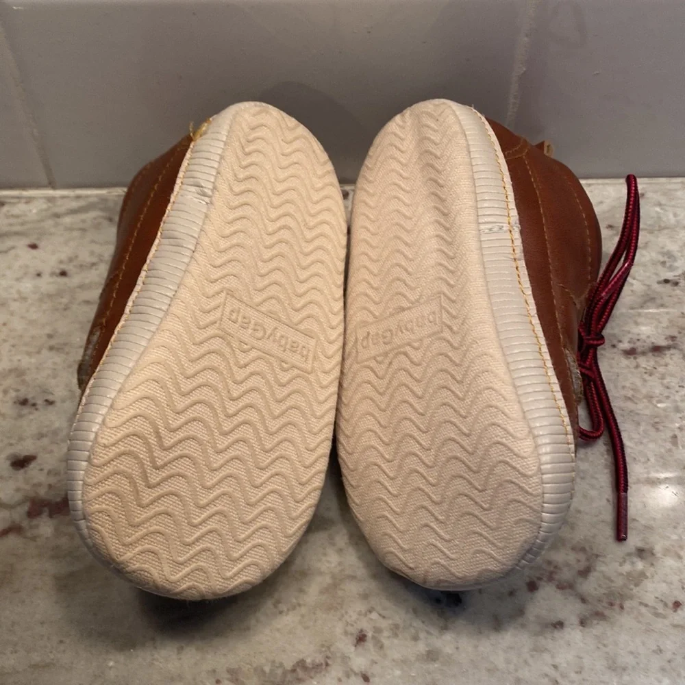 Baby Gap size 18-24 months brown bootie with Sherpa lining. Red laces.  Like new